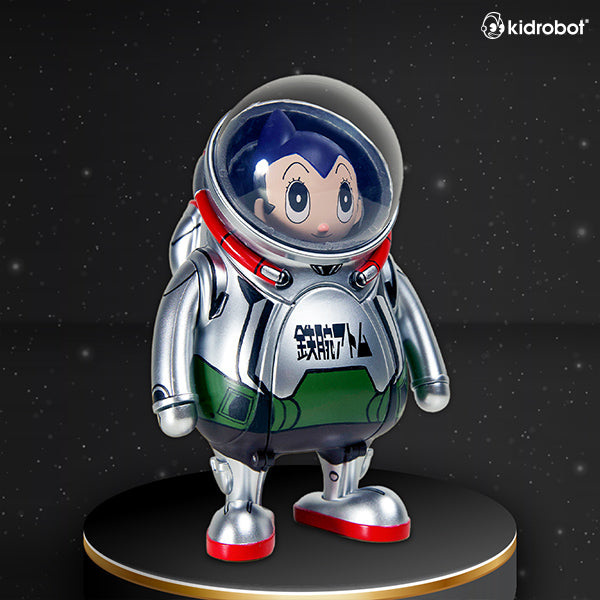 BLACK FRIDAY! The Little Astronaut x Astro Boy Figure with LED Effects by  AX2 - Silver - Limited Edition (PRE-ORDER) - SOLD OUT!