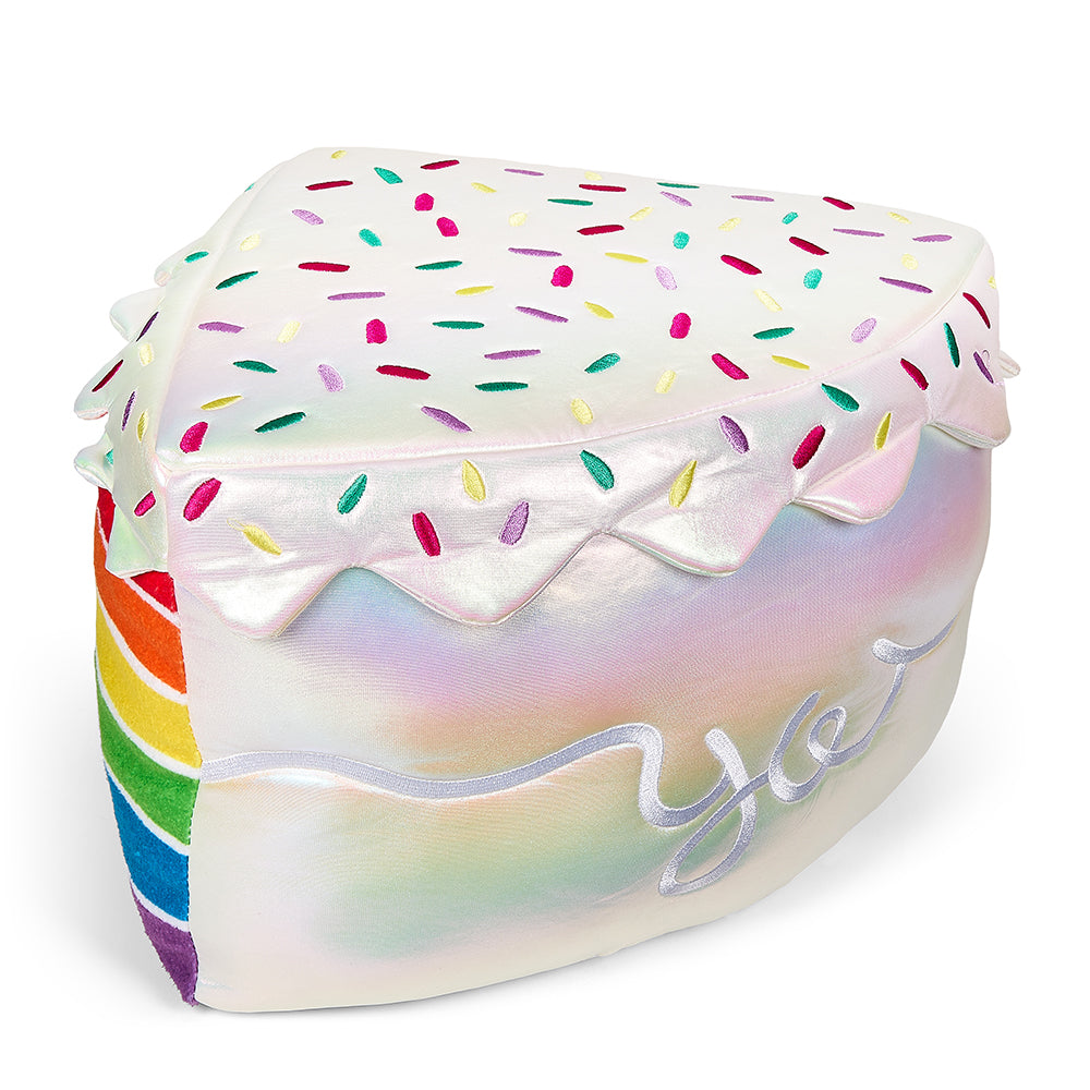 Yummy World Roy the Rainbow Cake 13